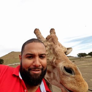 Meet your Posher, Nikos